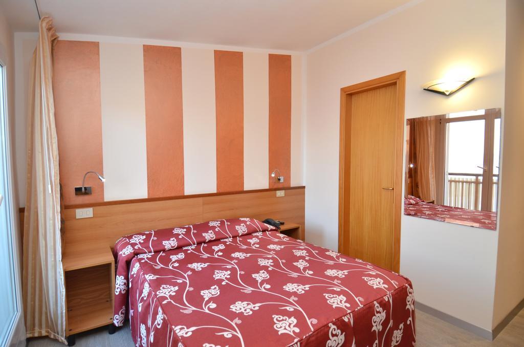 Hotel Righetto Fronte Mare Cavallino-Treporti Εξωτερικό φωτογραφία