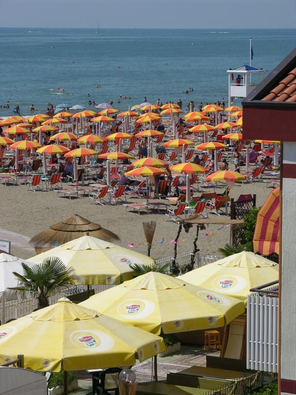 Hotel Righetto Fronte Mare Cavallino-Treporti Εξωτερικό φωτογραφία