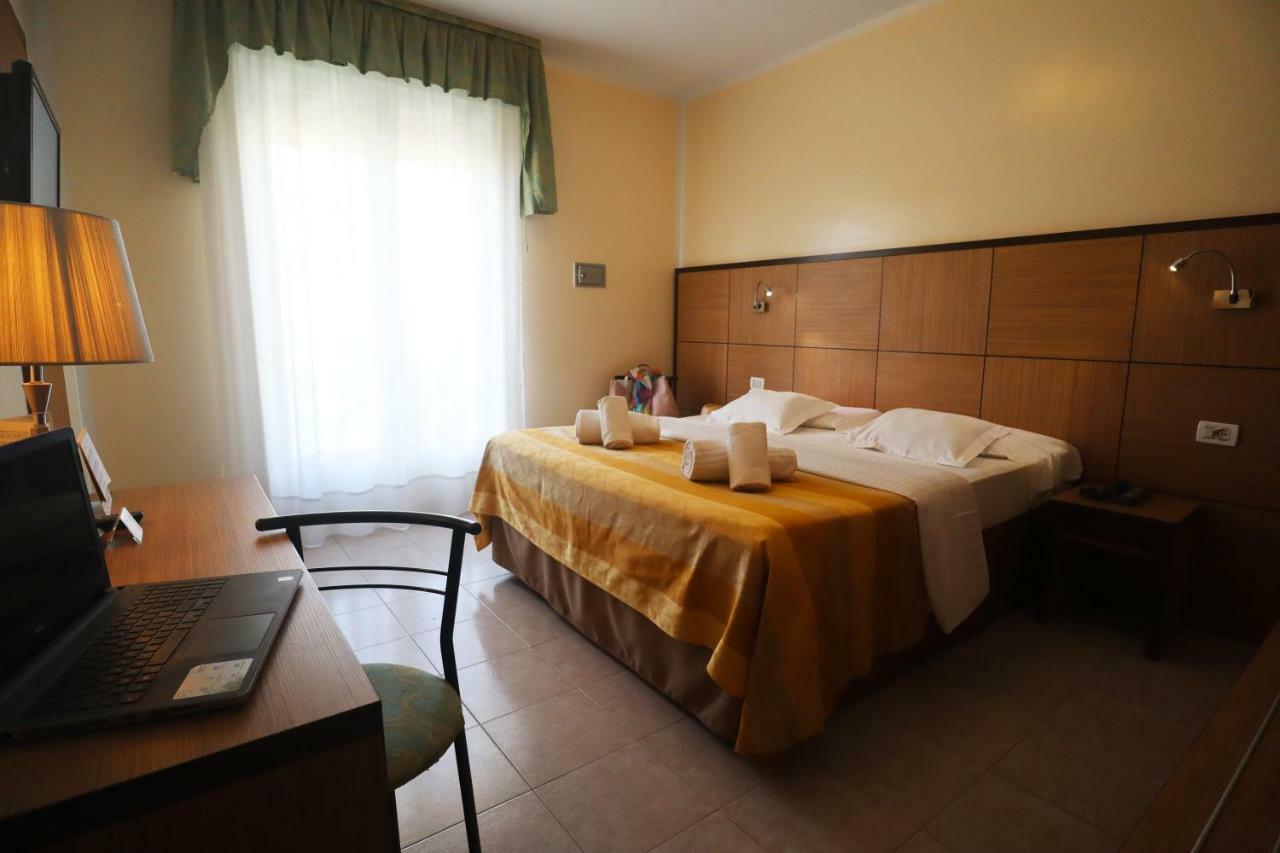 Hotel Righetto Fronte Mare Cavallino-Treporti Εξωτερικό φωτογραφία
