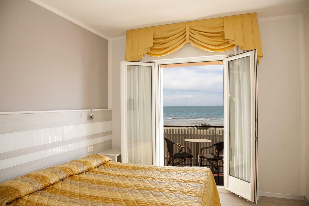 Hotel Righetto Fronte Mare Cavallino-Treporti Εξωτερικό φωτογραφία